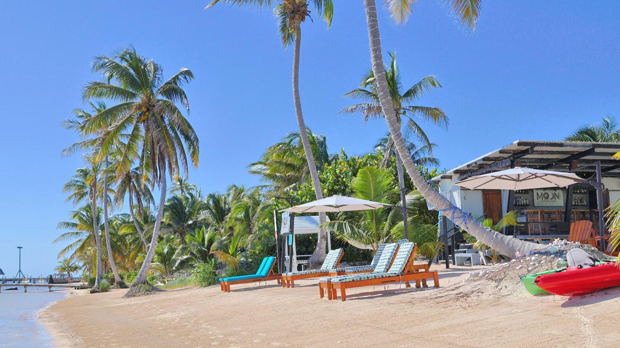 Mangata Villas Adults Only San Pedro  Exteriör bild