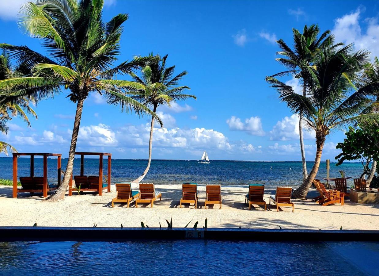 Mangata Villas Adults Only San Pedro  Exteriör bild